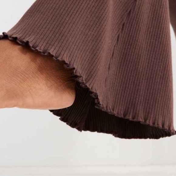 Aerie Kick It High Rise Ribbed Flare Leggings - Picture 4 of 12